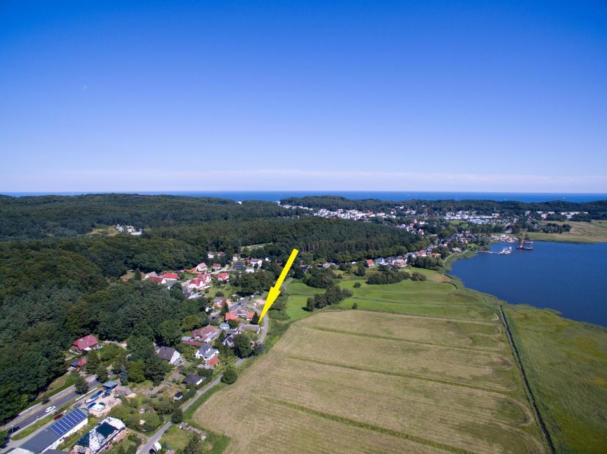 Wg Bernstein - Reetdachhaus - Ruhe Und Seeblick Sellin  Buitenkant foto